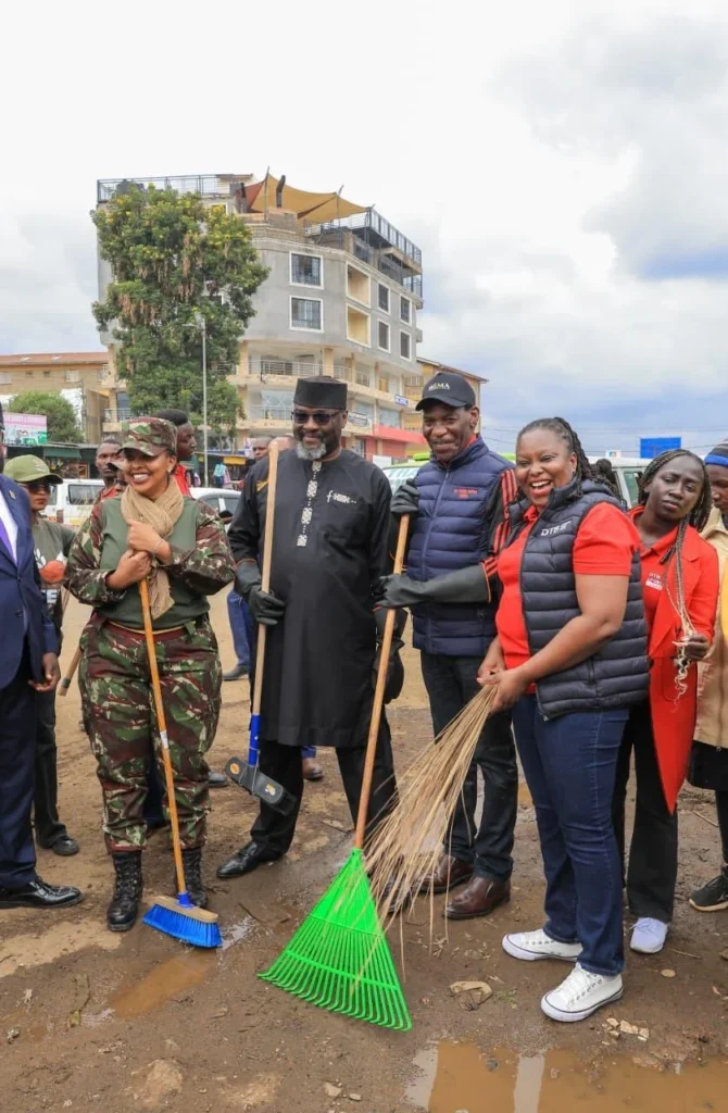 Clean-up Tree Planting, and Clearing of Drainage ahead of El Niño- Dagoretti – Photo 5