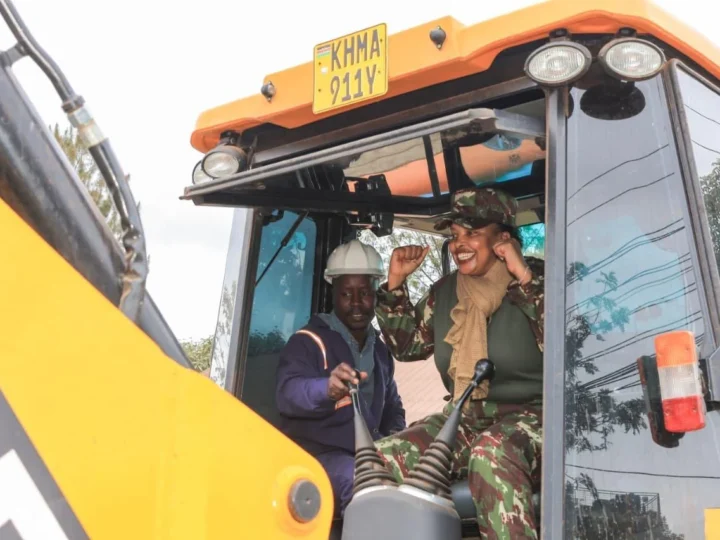 Clean-up Tree Planting, and Clearing of Drainage ahead of El Niño- Dagoretti – Photo 9