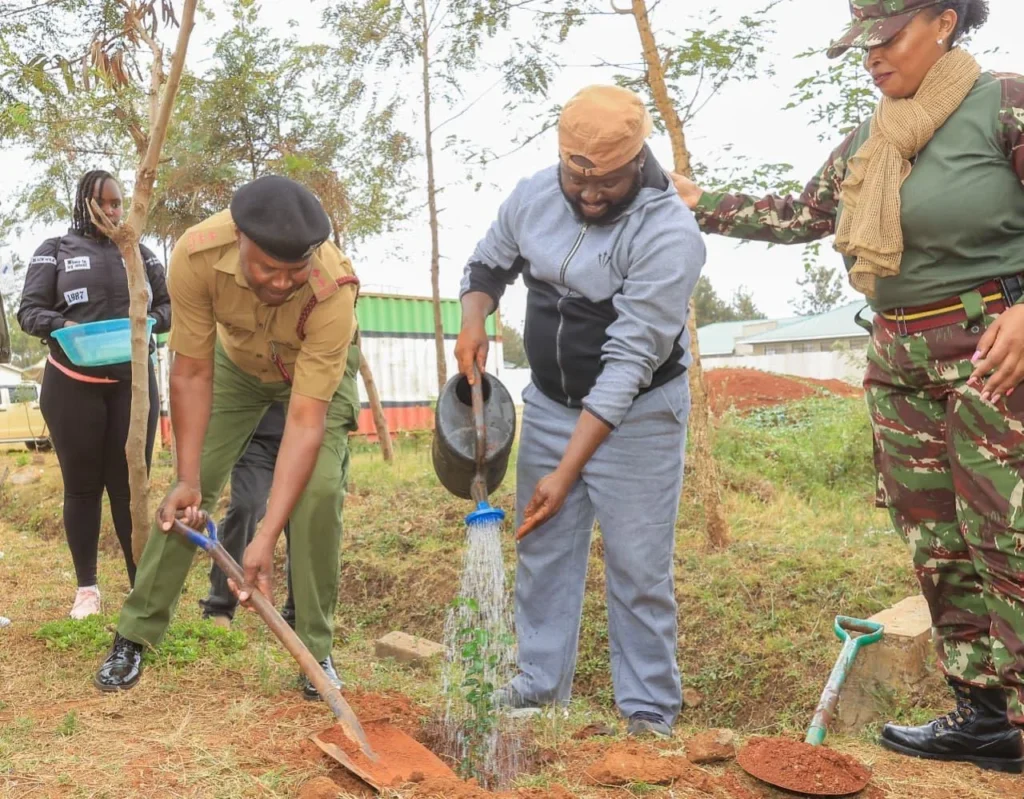 Clean-up Tree Planting, and Clearing of Drainage ahead of El Niño- Dagoretti – Photo 23
