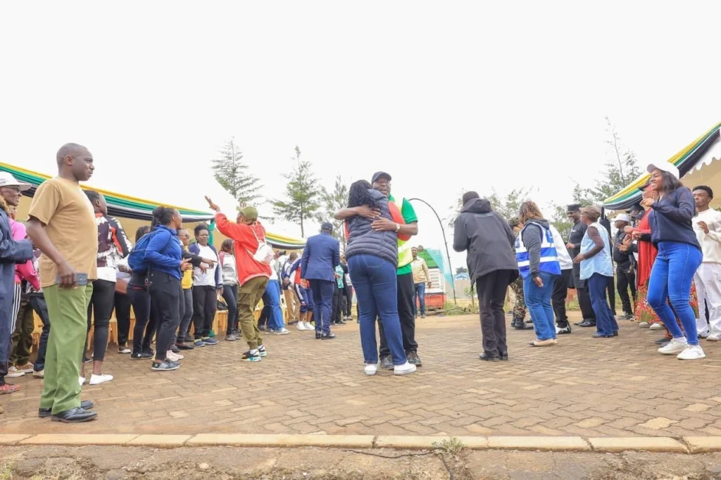Clean-up Tree Planting, and Clearing of Drainage ahead of El Niño- Dagoretti – Photo 21